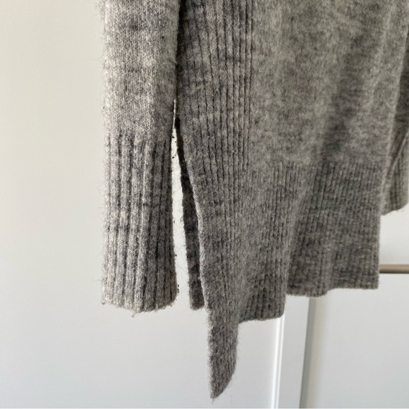 H&M sweater - Picture 6 of 6